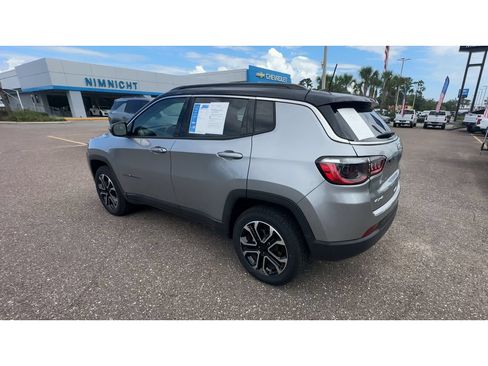 Used 2022 Jeep Compass Limited AWD/4WD image 4