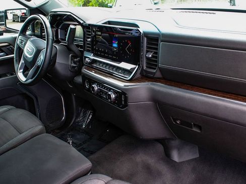 Used 2023 GMC Sierra 1500 Elevation image 39