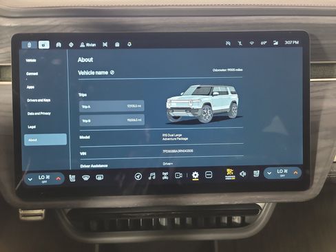 Used 2024 Rivian R1S Adventure AWD/4WD image 29