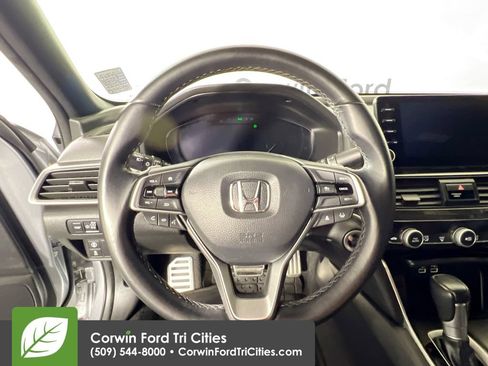 Used 2021 Honda Accord Sport image 8