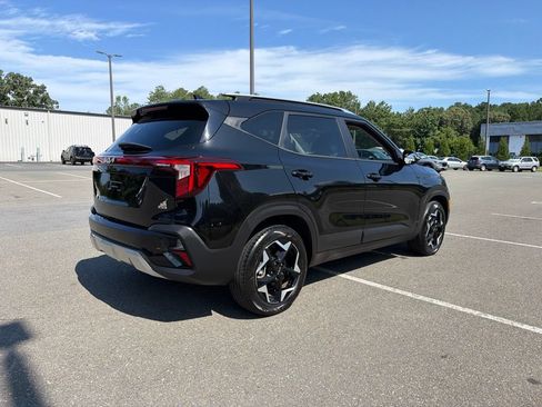 Certified 2025 Kia Seltos S AWD/4WD image 5
