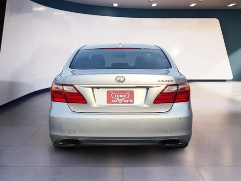 Used 2012 Lexus LS 460 w/ Comfort Pkg RWD image 4