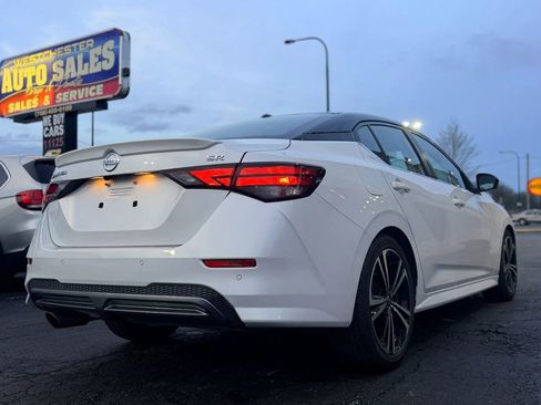 Used 2021 Nissan Sentra SR image 4