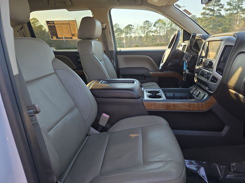 Used 2015 GMC Sierra 1500 SLT w/ SLT Crew Cab Value Package image 10