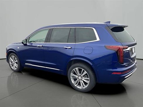 Certified 2024 Cadillac XT6 Premium Luxury w/ Technology Package AWD/4WD image 7