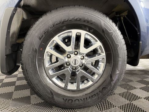 Used 2019 Nissan Frontier SV w/ Value Truck Package AWD/4WD image 36