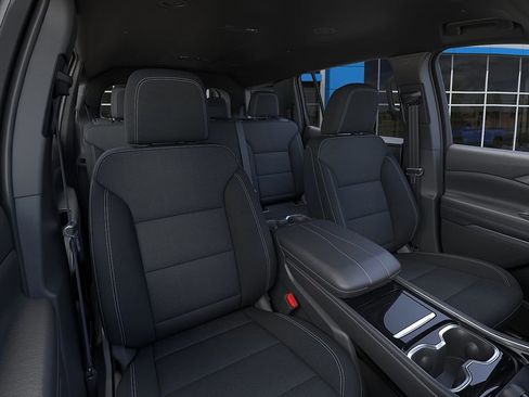 New 2026 Chevrolet Traverse LT FWD image 16