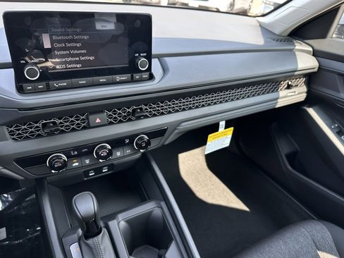 New 2025 Honda Accord LX image 20