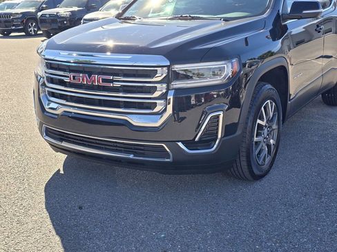 Used 2023 GMC Acadia SLE w/ Driver Convenience Package image 9