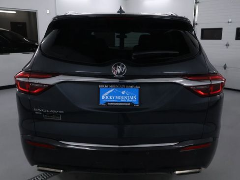 Used 2020 Buick Enclave Premium w/ Sun and Sites Package image 6