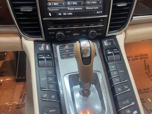 Used 2010 Porsche Panamera S RWD image 24