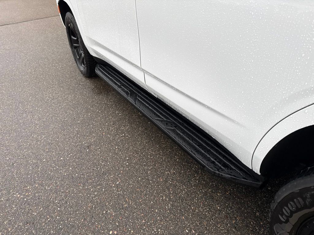 Used 2022 Chevrolet Tahoe 4WD image 5