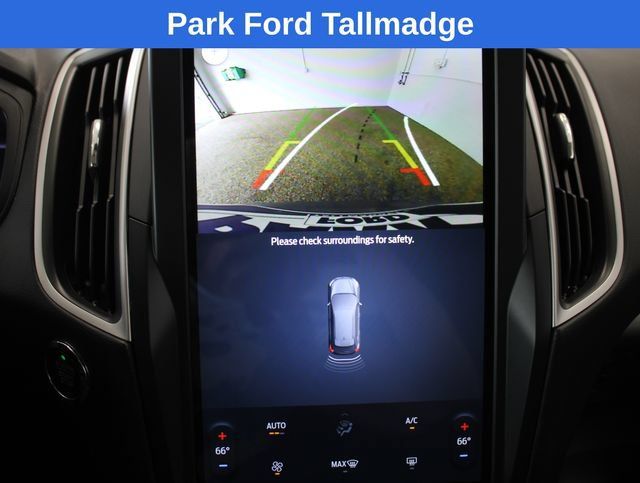 Used 2022 Ford Edge SE w/ Black Appearance Package AWD/4WD image 19
