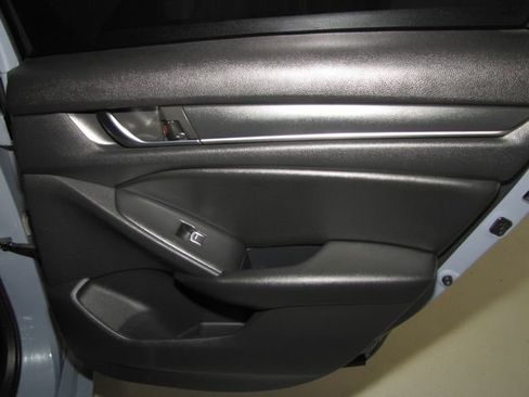 Certified 2022 Honda Accord Sport image 18