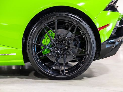 Used 2023 Lamborghini Huracan EVO AWD/4WD image 18