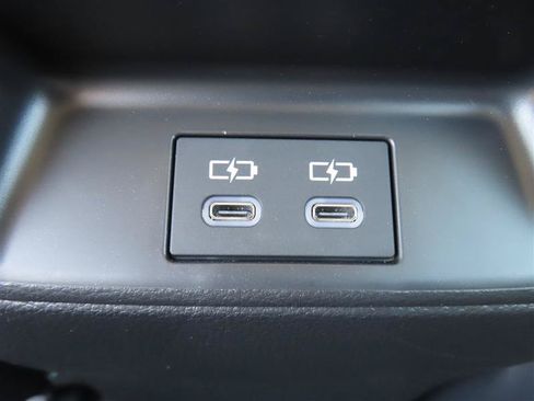 Used 2026 Toyota Corolla LE FWD image 32