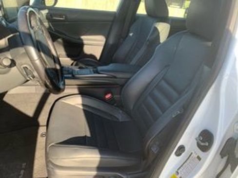 Used 2022 Lexus IS 350 F Sport image 4