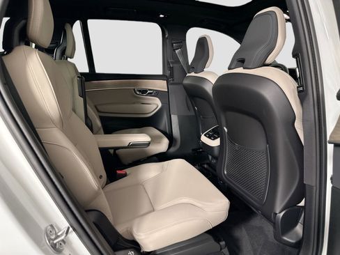 New 2026 Volvo XC90 B5 Plus AWD/4WD image 24
