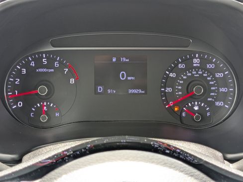 Used 2022 Kia Soul GT-Line FWD image 28