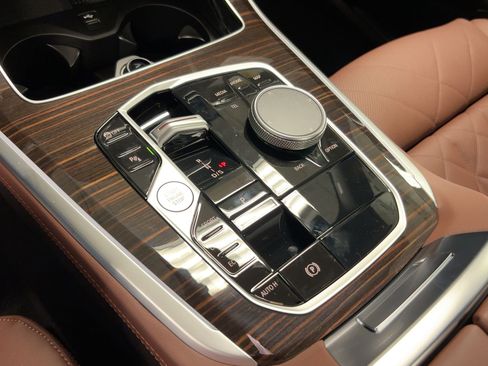 New 2026 BMW X5 sDrive40i w/ M Sport Package image 18