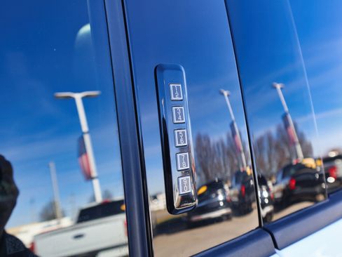 Used 2024 Ford F250 Lariat w/ Sport Appearance Package image 13