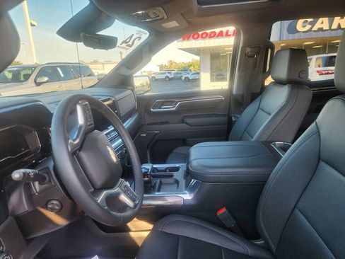 Used 2024 Chevrolet Silverado 1500 LTZ w/ Technology Package image 6