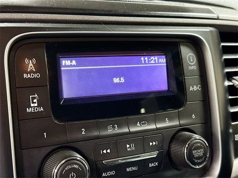 Used 2017 RAM 1500 Express image 13