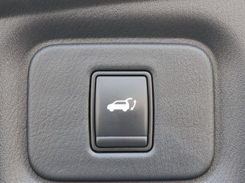 Used 2019 INFINITI QX60 Luxe w/ Essential Package AWD/4WD image 39