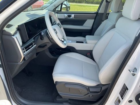 New 2026 Hyundai Santa Fe SE image 18