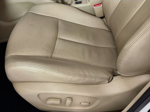Used 2016 Nissan Rogue SL w/ SL Premium Package AWD/4WD image 19