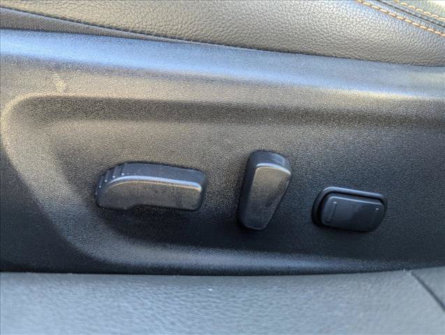 Used 2022 Nissan Altima 2.5 SR w/ Midnight Edition Package FWD image 11
