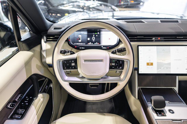 Used 2026 Land Rover Range Rover SE AWD/4WD image 42