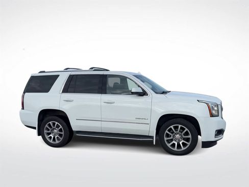 Used 2016 GMC Yukon Denali w/ Open Road Package image 2