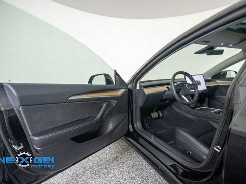 Used 2023 Tesla Model 3 Long Range AWD/4WD image 9
