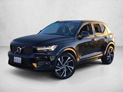 Used 2020 Volvo XC40 T4 R-Design w/ Protection Package Premier