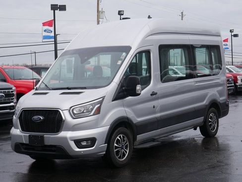 Used 2023 Ford Transit 350 XLT image 8