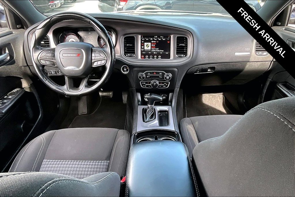 Used 2023 Dodge Charger SXT w/ Blacktop Package RWD image 5