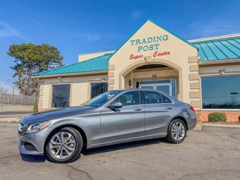 Used 2018 Mercedes-Benz C 300 4MATIC Sedan w/ Premium Package image 21