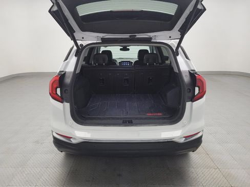 Used 2018 GMC Terrain SLT w/ Infotainment Package II image 29