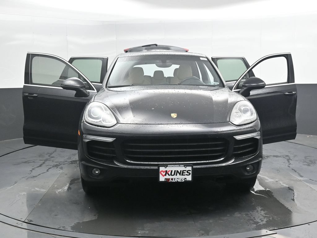 Used 2017 Porsche Cayenne S AWD/4WD image 46