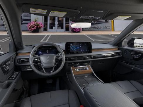 New 2026 Lincoln Aviator Reserve image 9