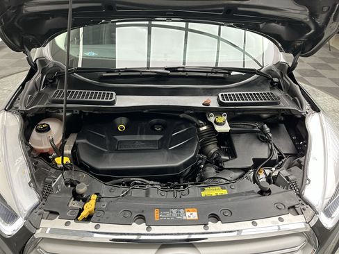 Certified 2018 Ford Escape Titanium w/ Ford Safe & Smart Package image 29