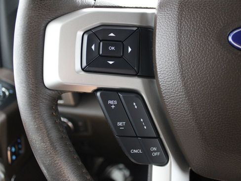 Used 2018 Ford F150 King Ranch w/ Equipment Group 601A Luxury AWD/4WD image 42