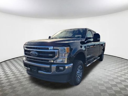 Used 2022 Ford F350 Lariat image 3