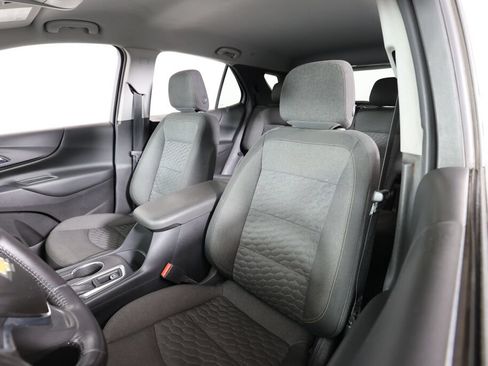 Used 2019 Chevrolet Equinox LT FWD image 11