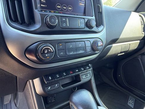 Used 2022 Chevrolet Colorado ZR2 AWD/4WD image 13