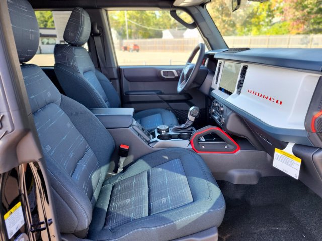 New 2026 Ford Bronco Heritage Edition AWD/4WD image 11