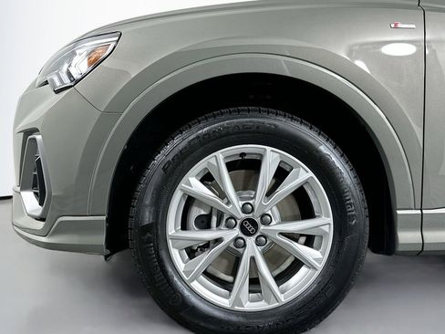 New 2025 Audi Q3 2.0T Premium image 11