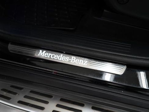 Used 2023 Mercedes-Benz GLS 450 4MATIC image 89