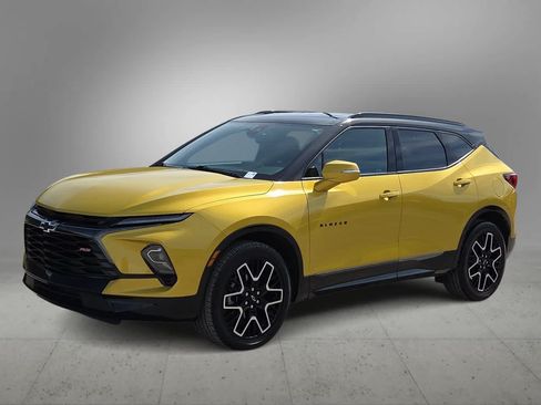Used 2024 Chevrolet Blazer RS FWD image 1